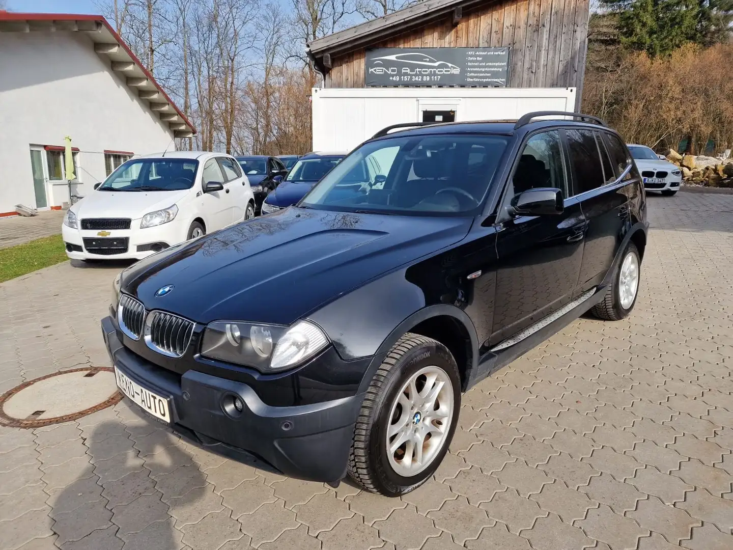 BMW X3 Baureihe X3 2.5i Чорний - 1