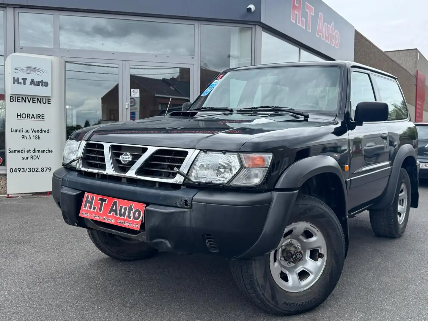 Nissan Patrol 3.0 DDTi/ Etat neuf/Airco/100.000Kilometres! Negru - 1