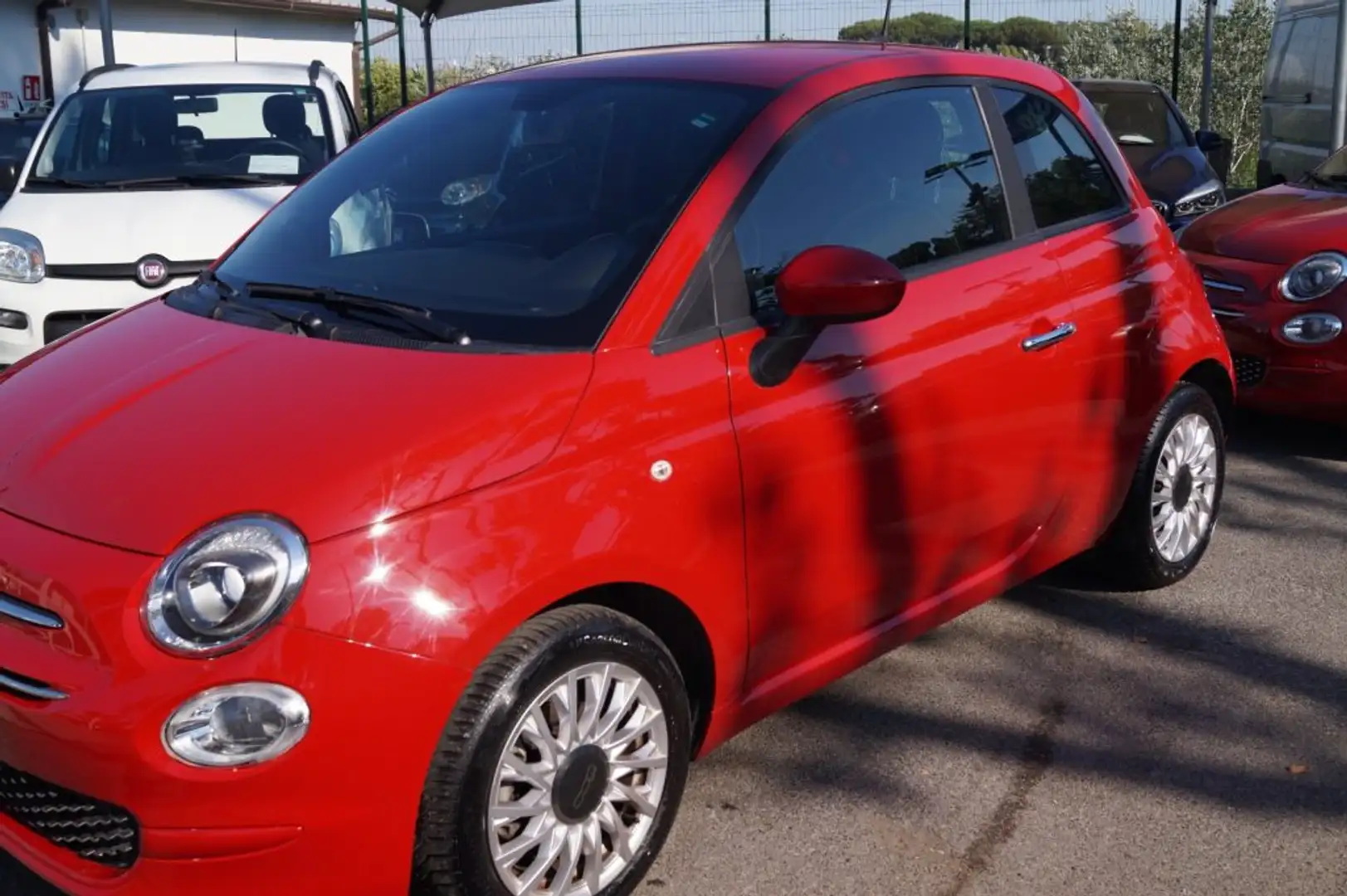 Fiat 500 1.0 Hybrid Lounge Rot - 2