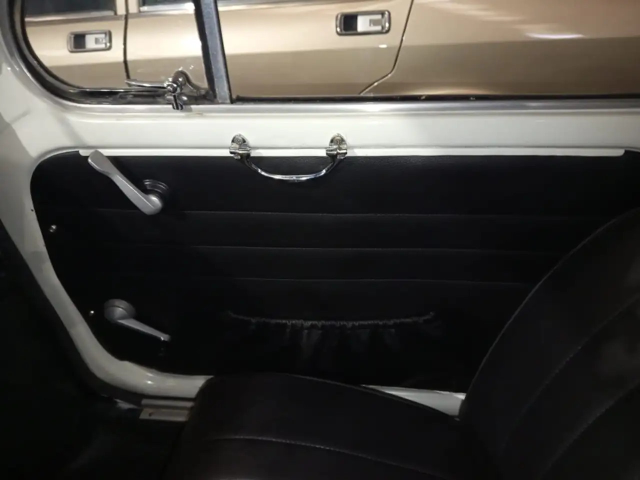 SEAT 600 E, foto 12