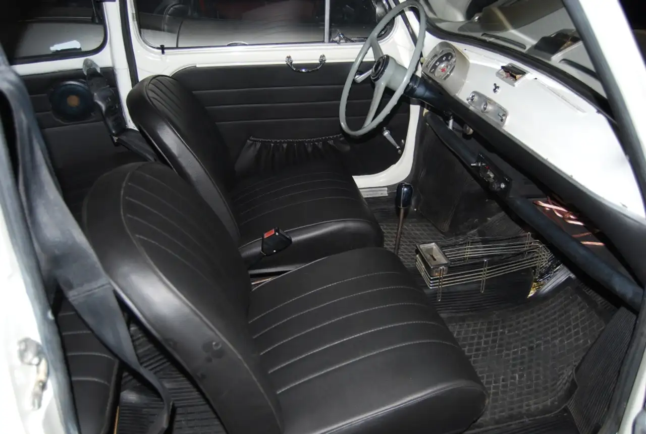 SEAT 600 E, foto 4