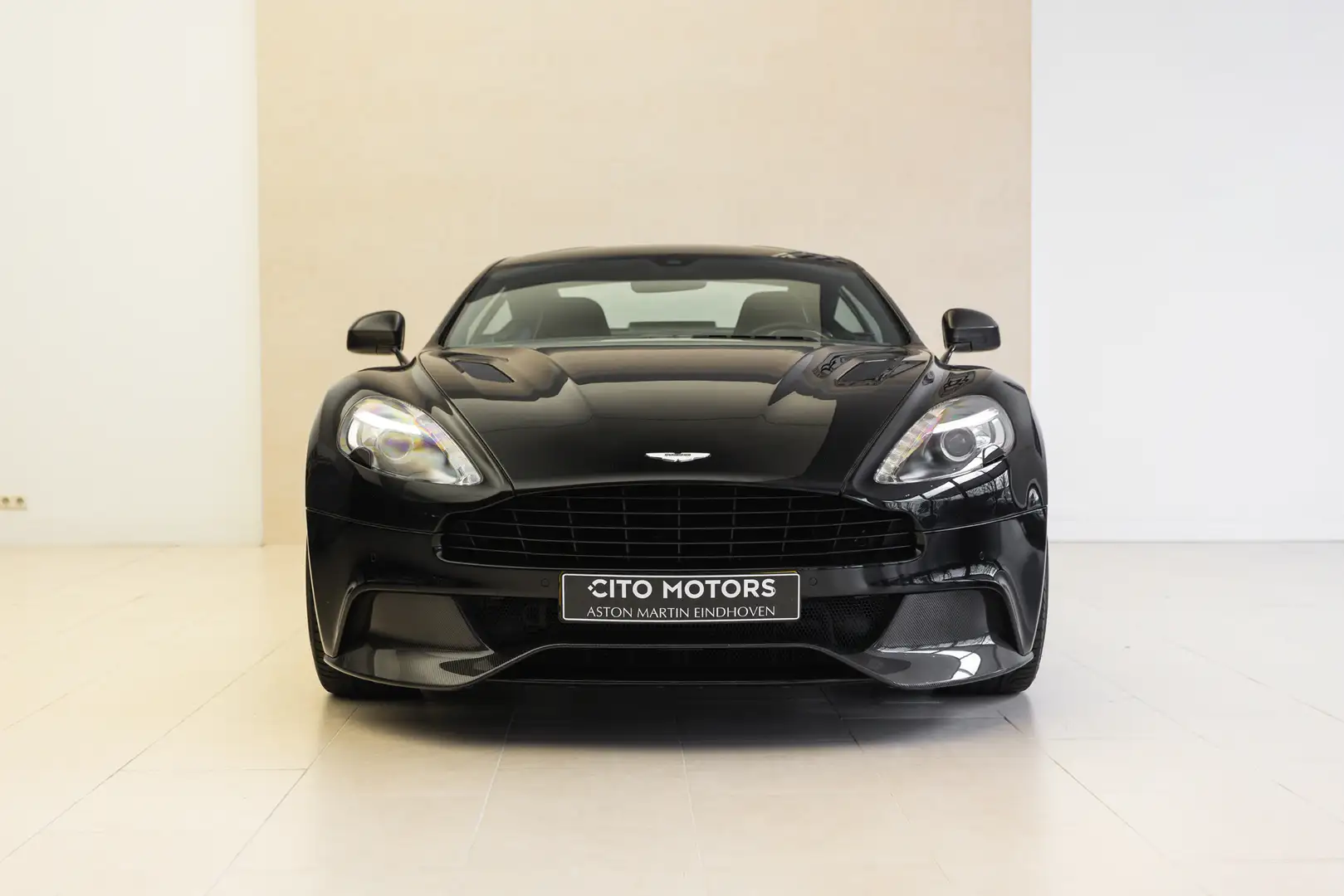 Aston Martin Vanquish VANQUISH 8-Speed Carbon Black Edition Nero - 2
