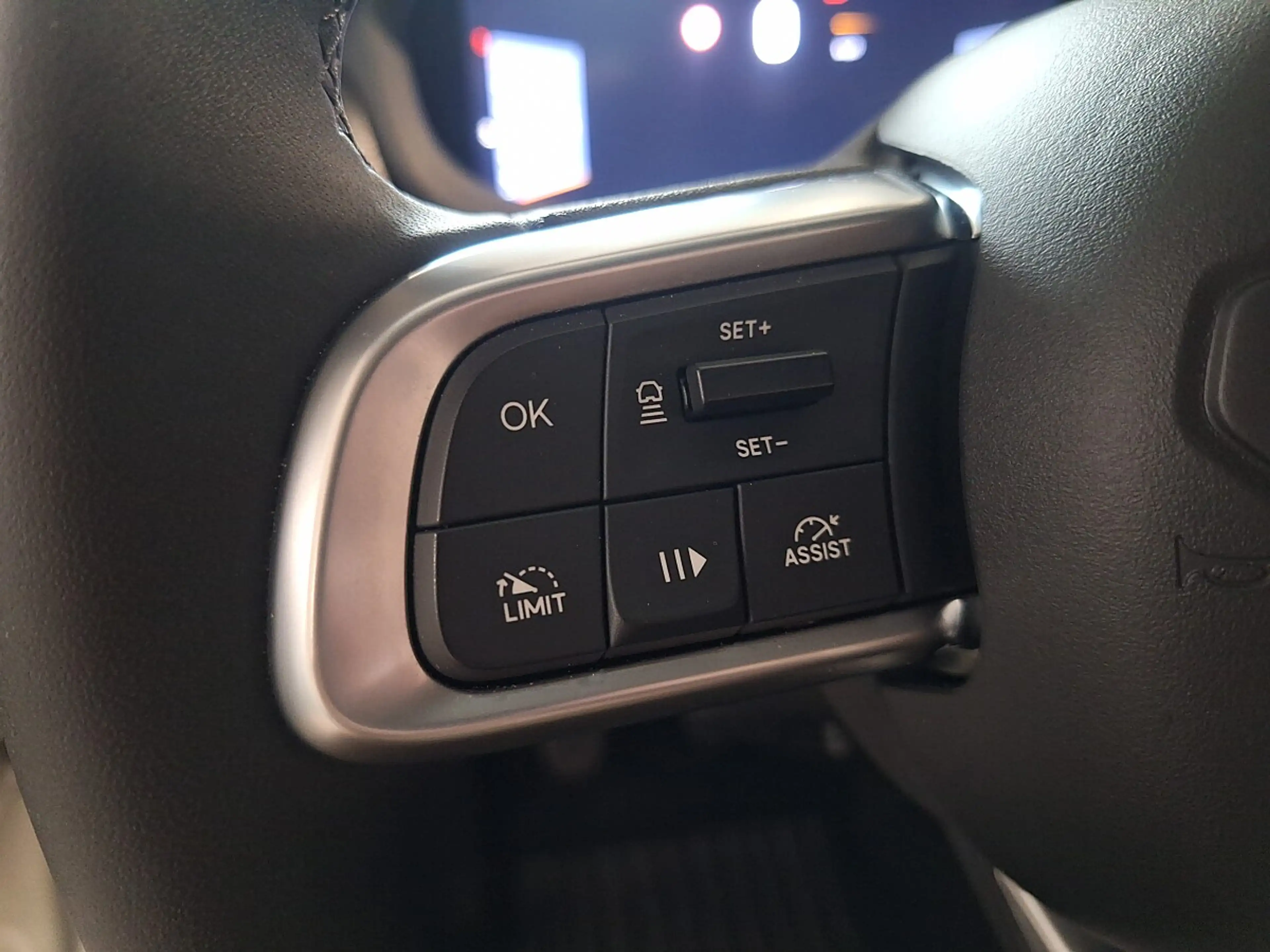 Jeep Avenger 1.2 GSE T3 Altitude — photo 14