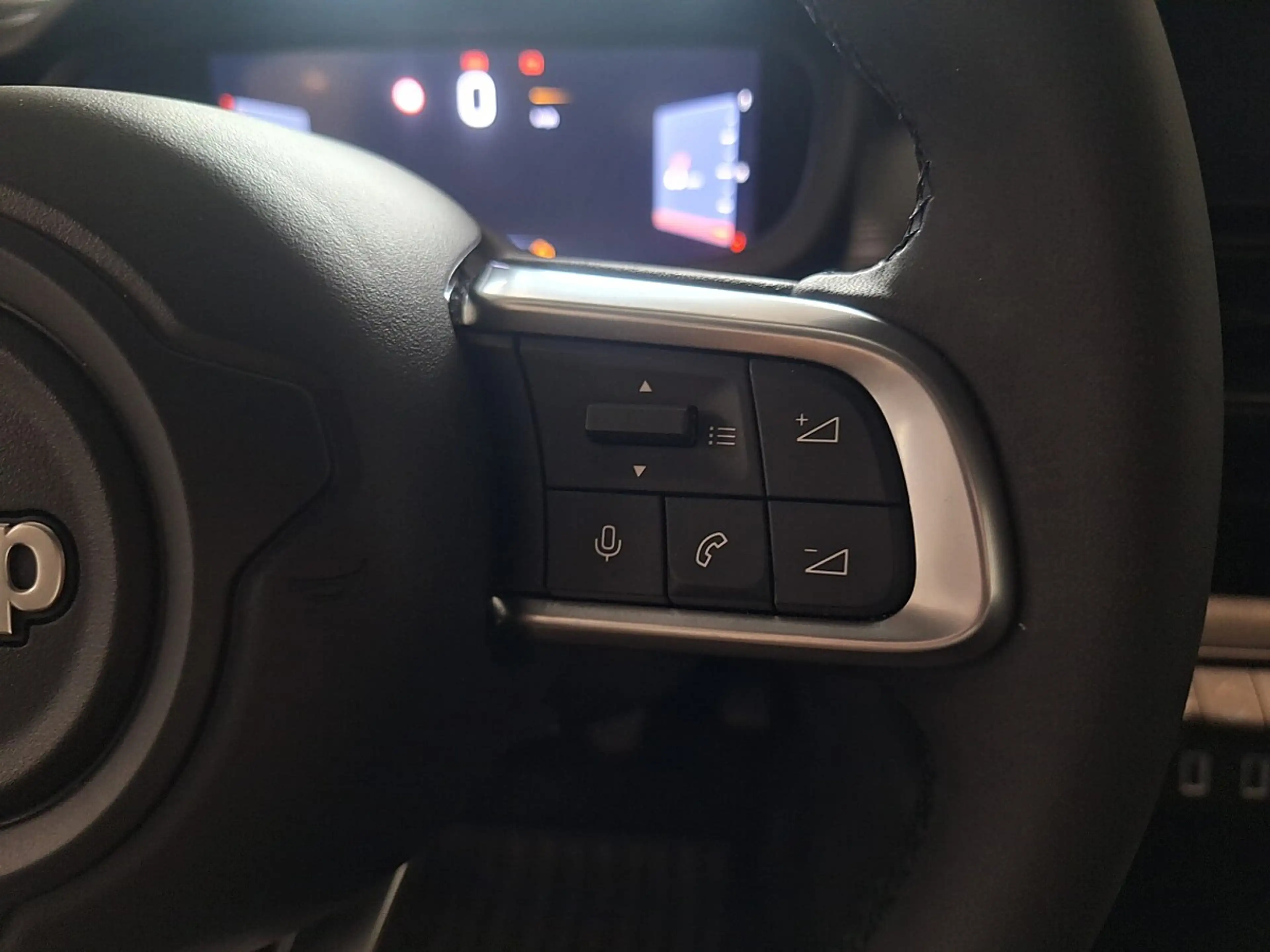 Jeep Avenger 1.2 GSE T3 Altitude — photo 15