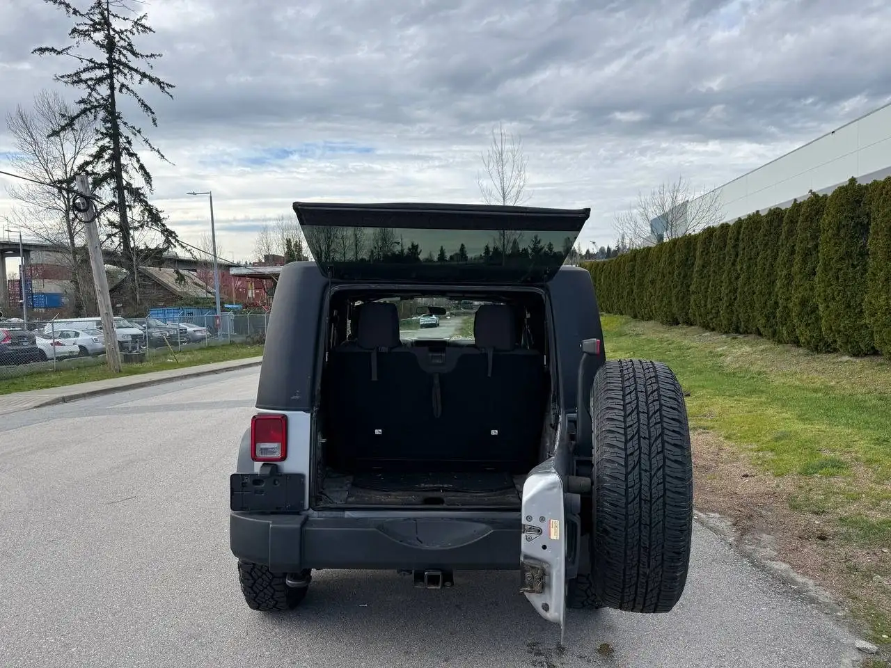 Jeep Wrangler снимка Jeep Wrangler
