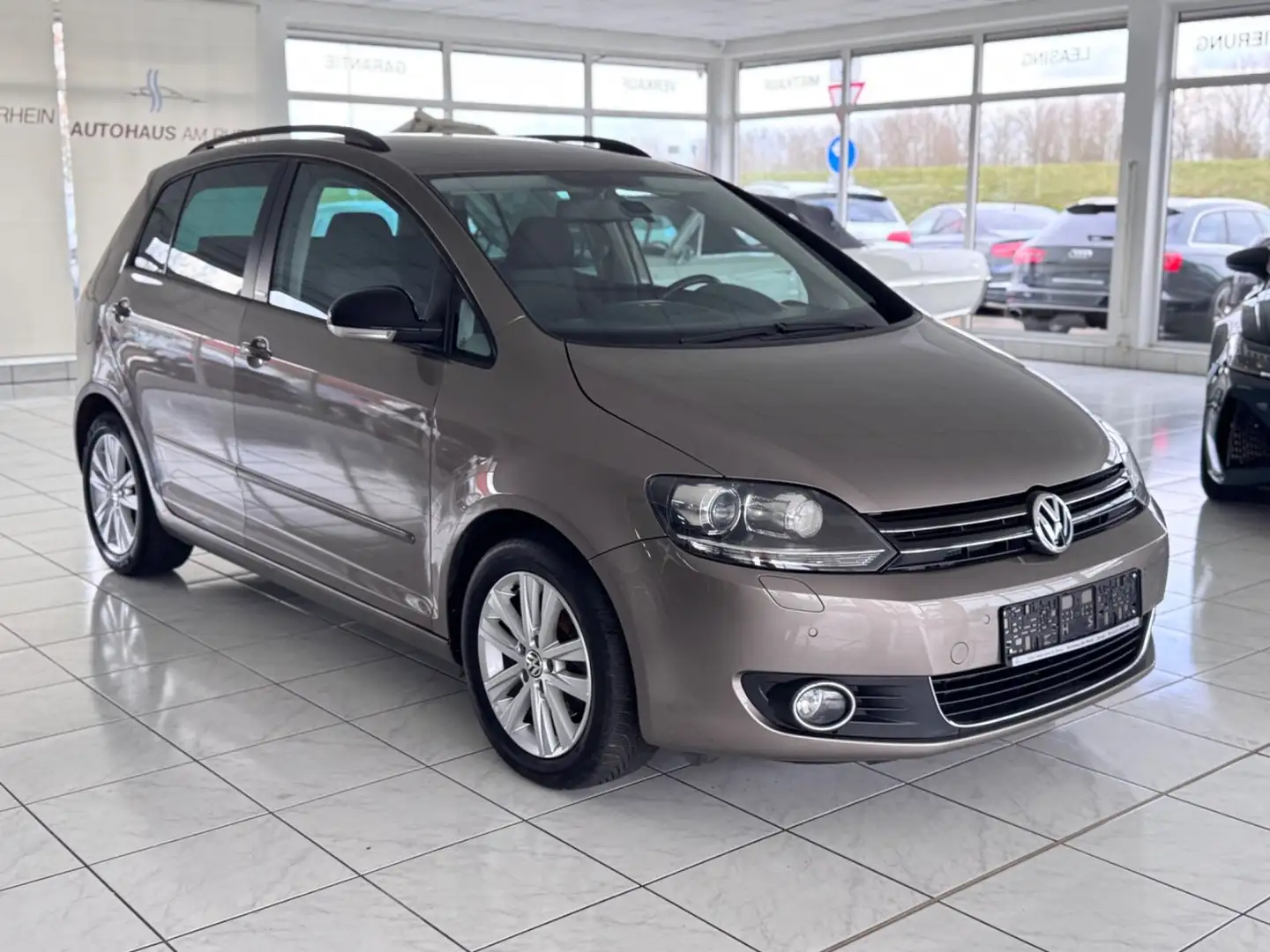 Volkswagen Golf Plus VI Style+Tempomat+Sitzh+Xenon+PDC+1.Hd Braun - 1