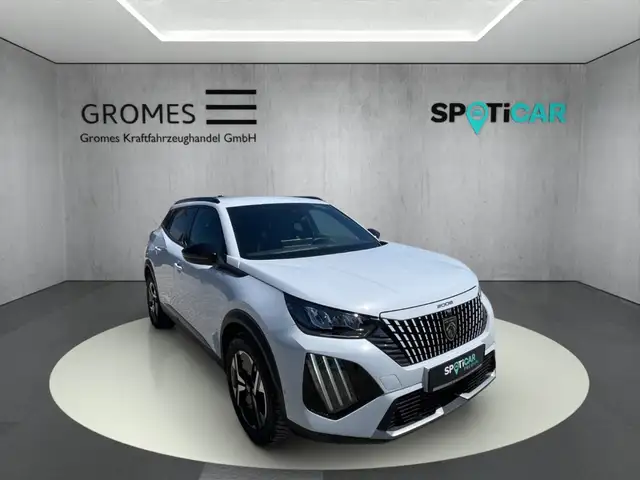 Peugeot 2008 main image