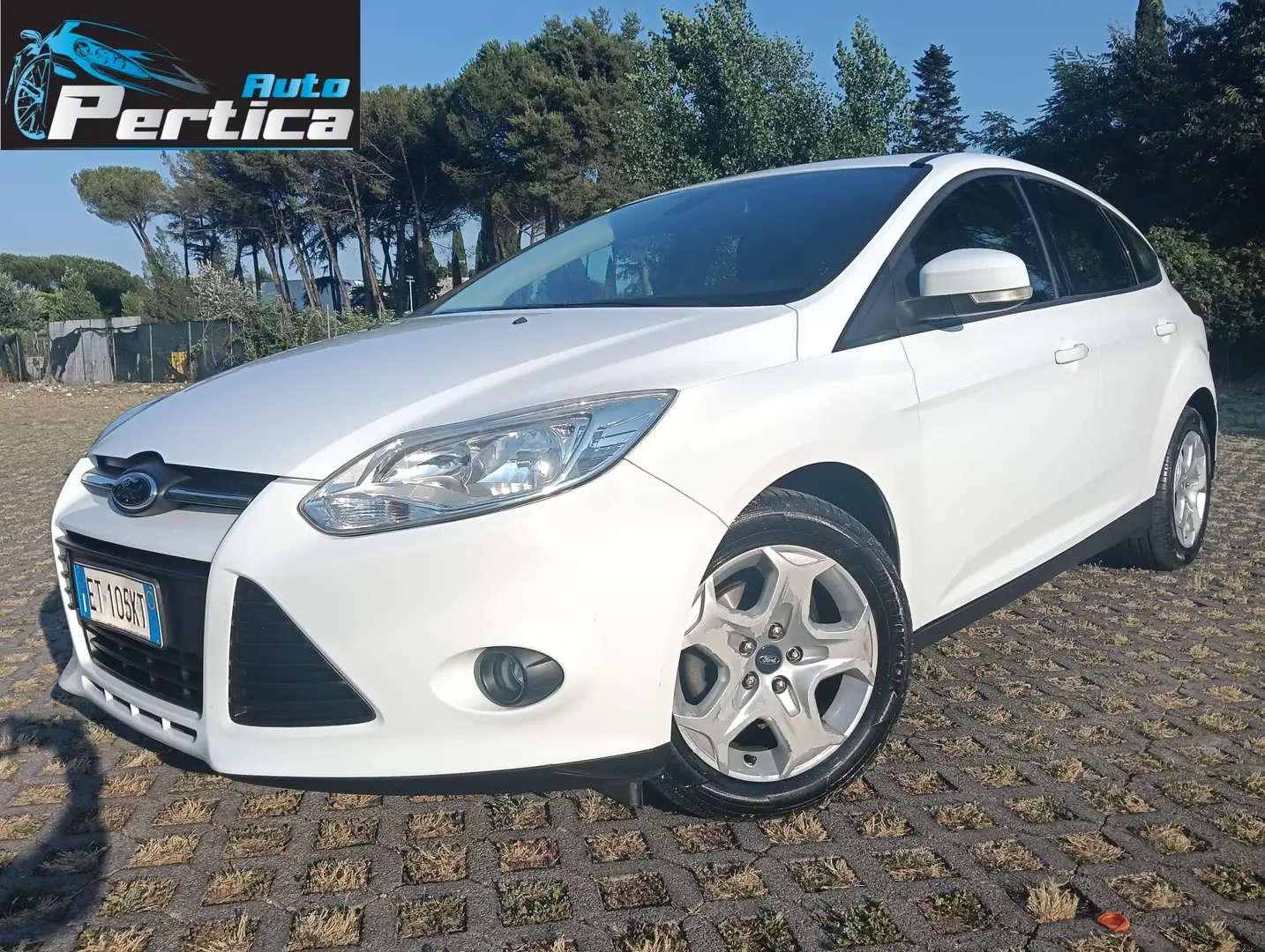 Ford Focus 5p 1.6 tdci Plus Business 115cv Blanco - 1