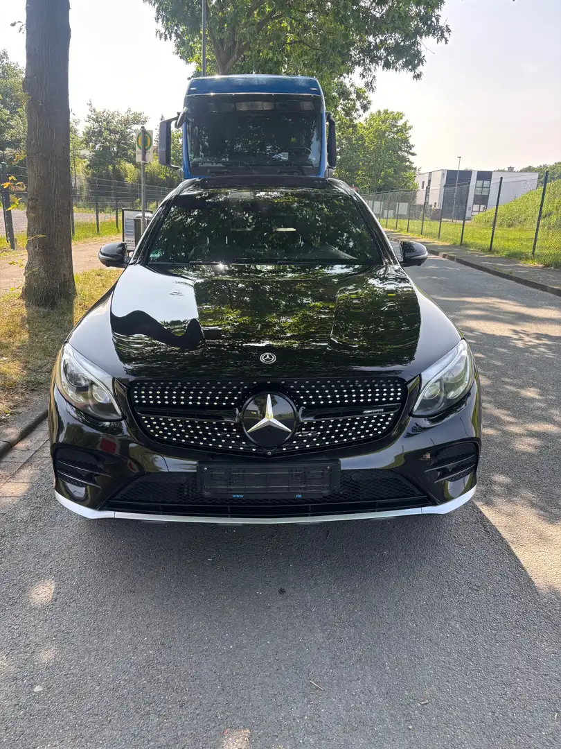 Mercedes-Benz GLC 43 AMG AMG GLC 43 4Matic 9G-TRONIC Schwarz - 1