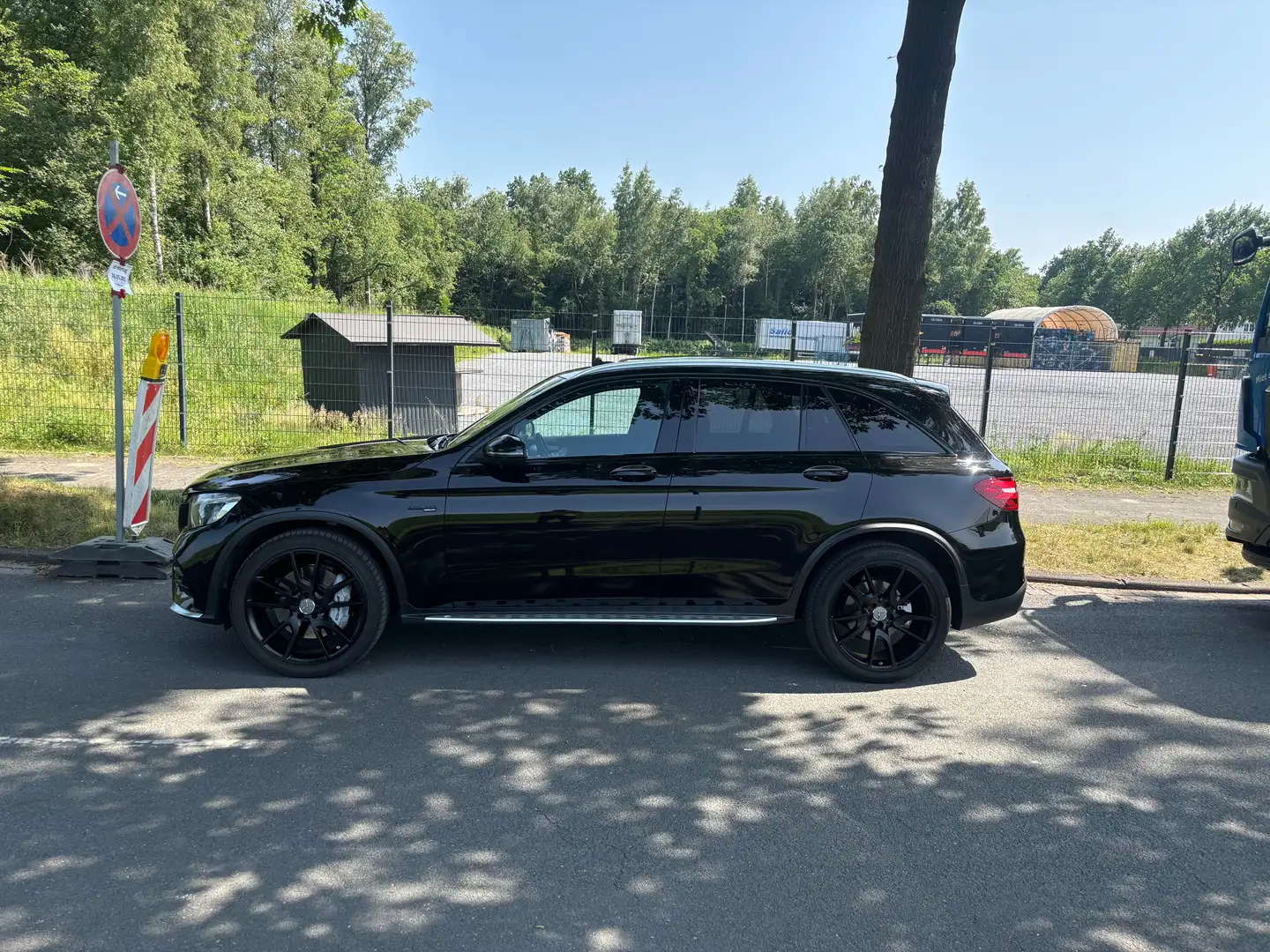 Mercedes-Benz GLC 43 AMG AMG GLC 43 4Matic 9G-TRONIC Schwarz - 2