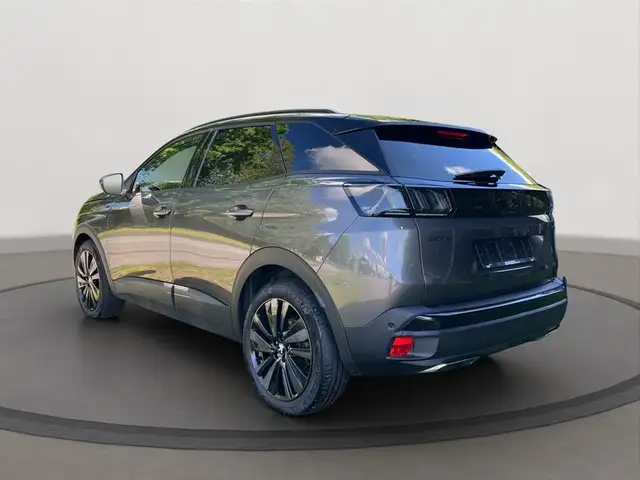 Peugeot 3008 view 3