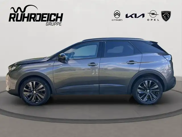 Peugeot 3008 view 2