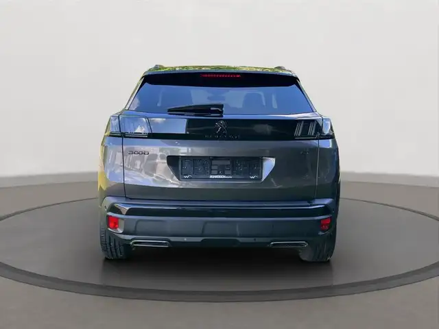 Peugeot 3008 view 4