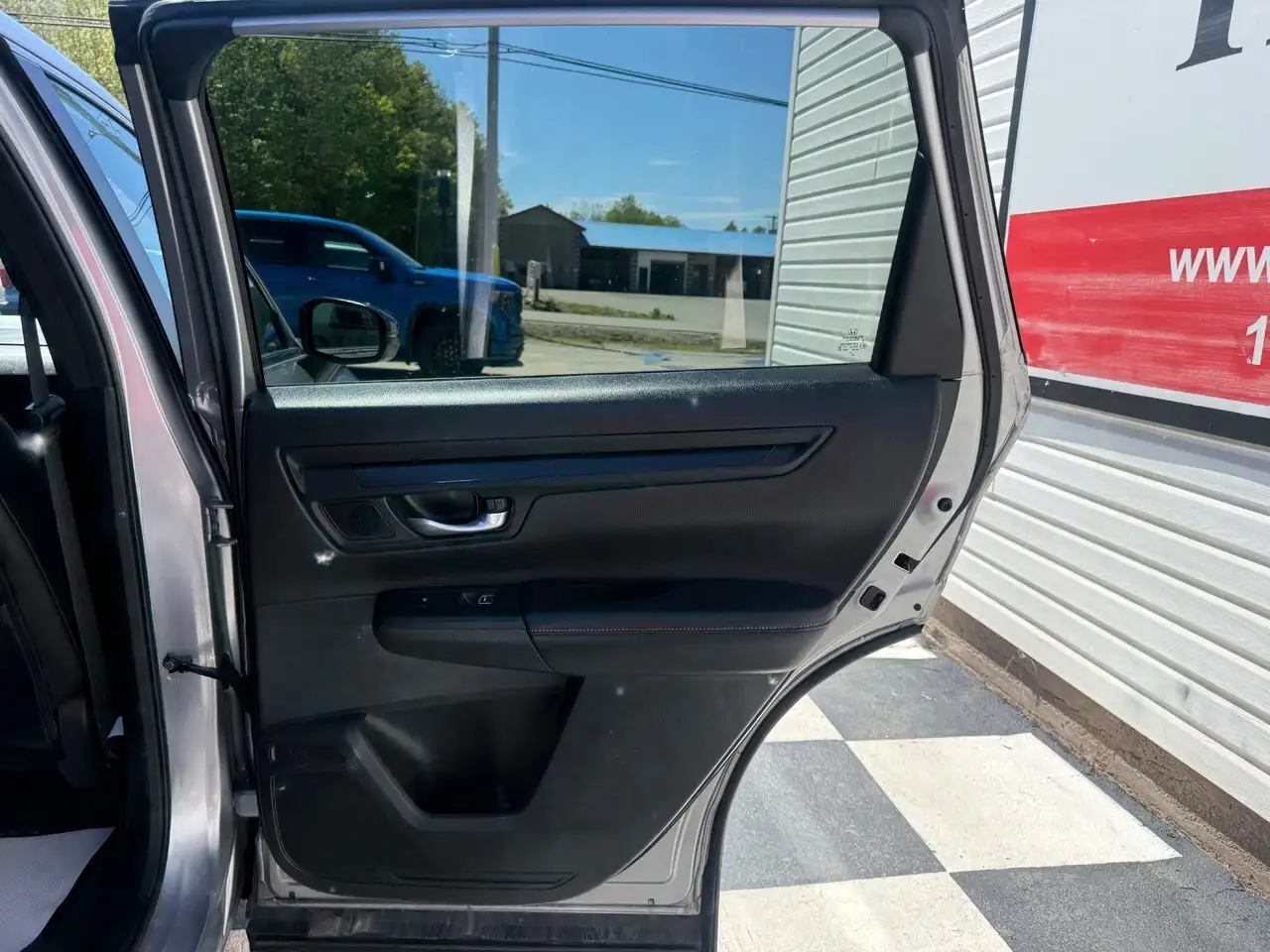 Honda CR-V photo Honda CR-V