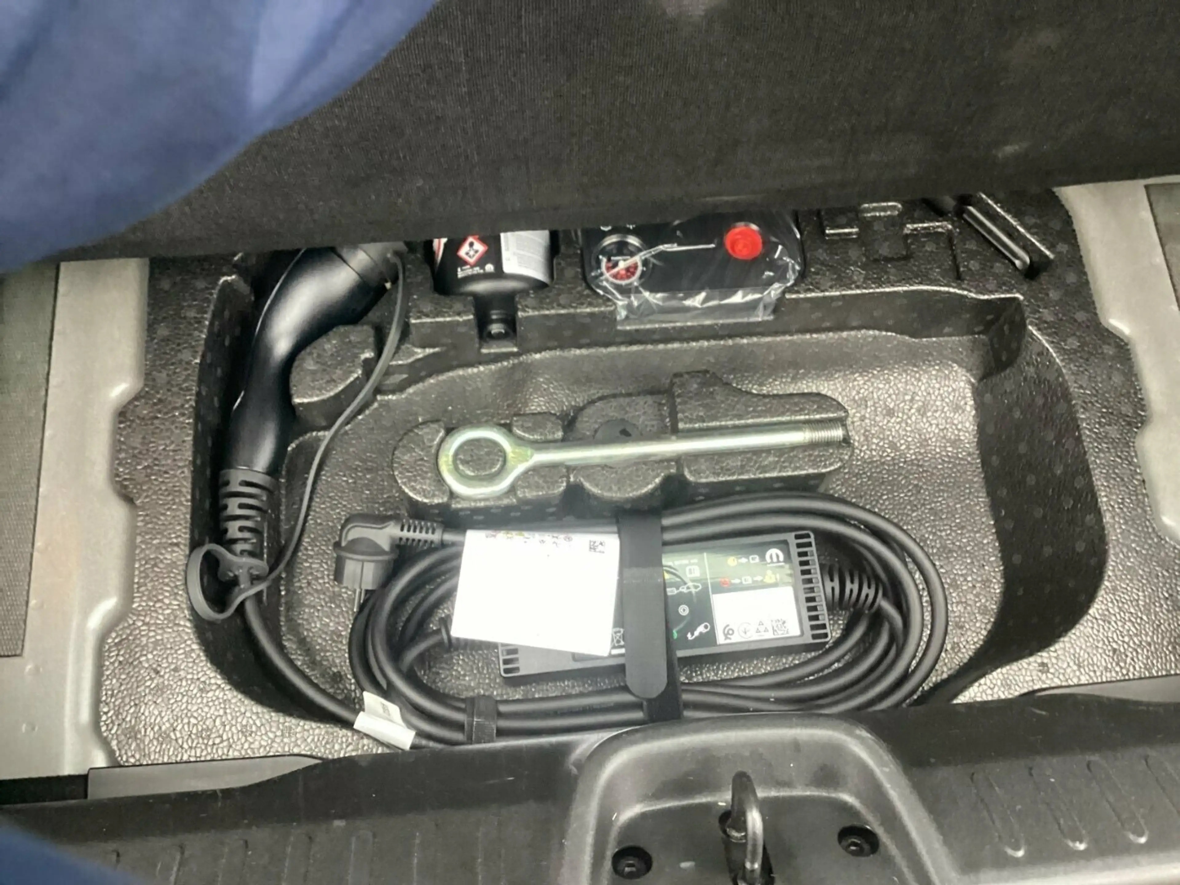 Fiat 500e Action 23,8 kWh Sitzheizung, 4S Reifen — photo 13