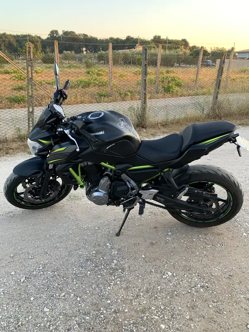Kawasaki Z 650 abs Verde - 2
