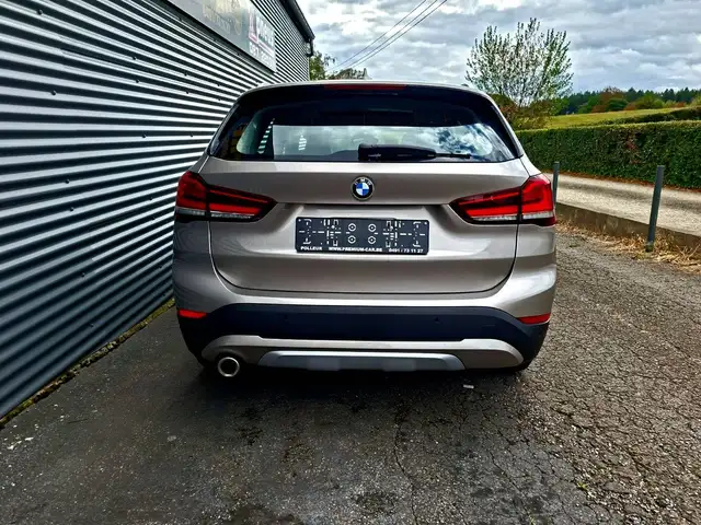 BMW X1 view 11