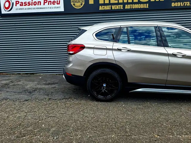 BMW X1 view 6
