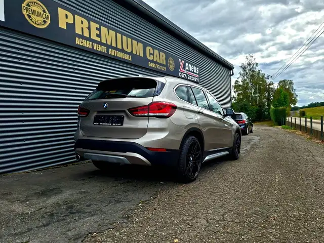 BMW X1 view 3