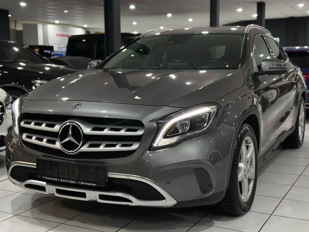 Mercedes-Benz GLA 180