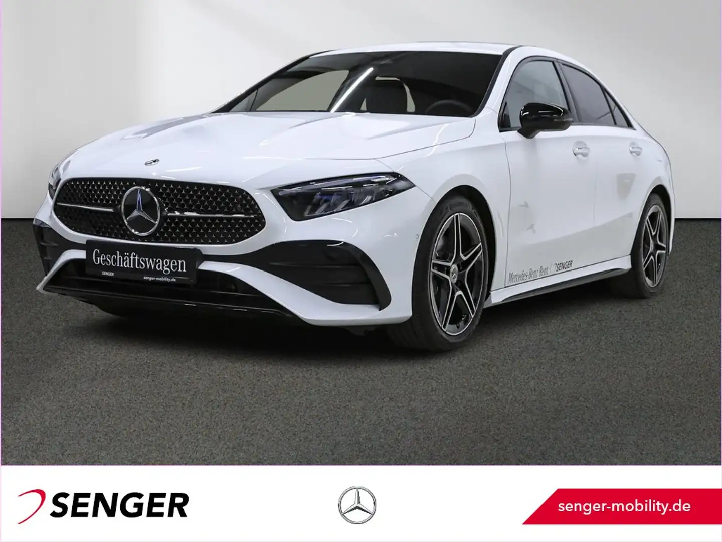 Mercedes-Benz A 200 Limousine AMG Distronic Standheizung AHK Weiß - 1