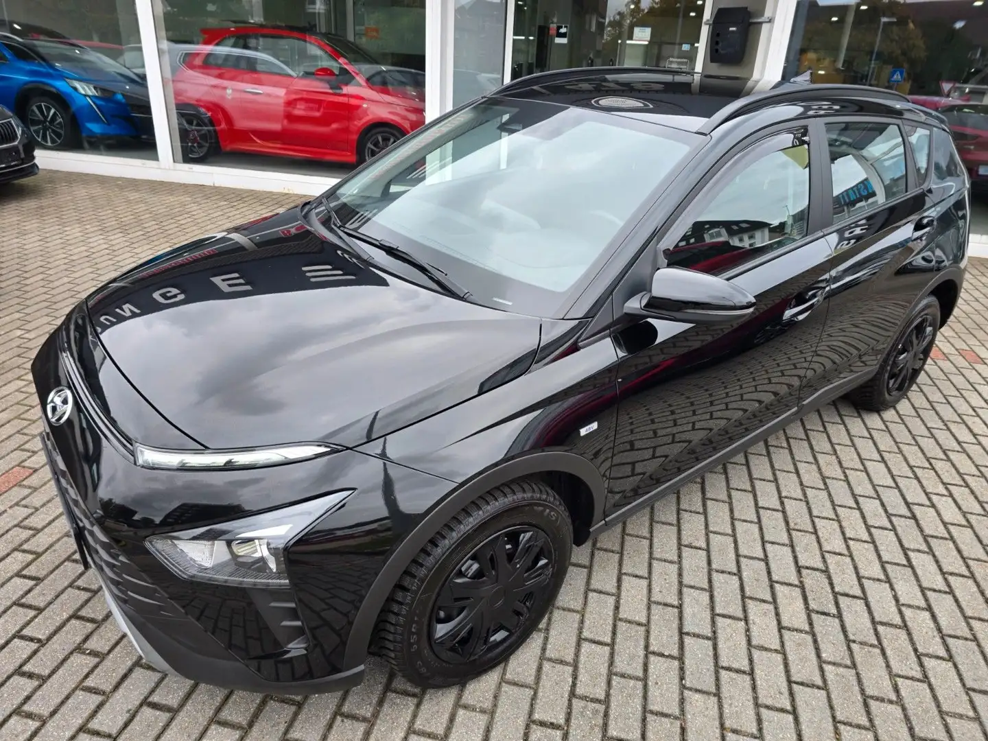 Hyundai BAYON Bayon Trend Mild-Hybrid 2WD*SmartLink*R-Kam*DAB* Schwarz - 2