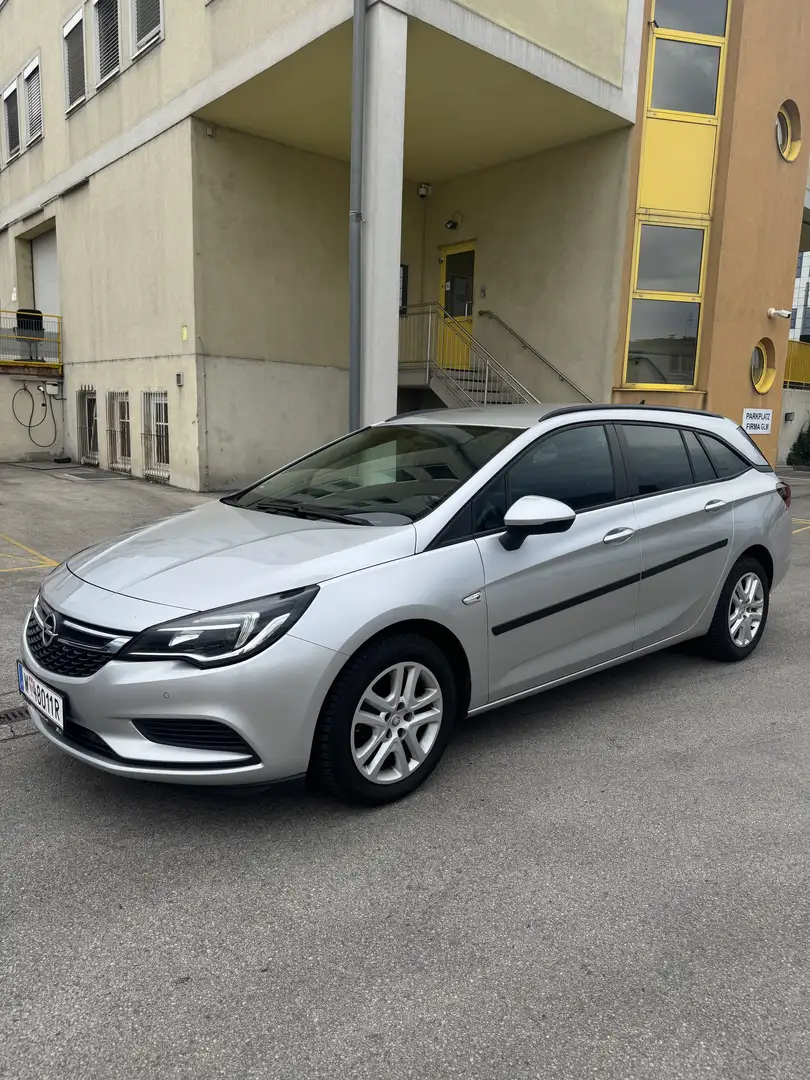 Opel Astra Sport Tourer 1.6 CDTi - 1