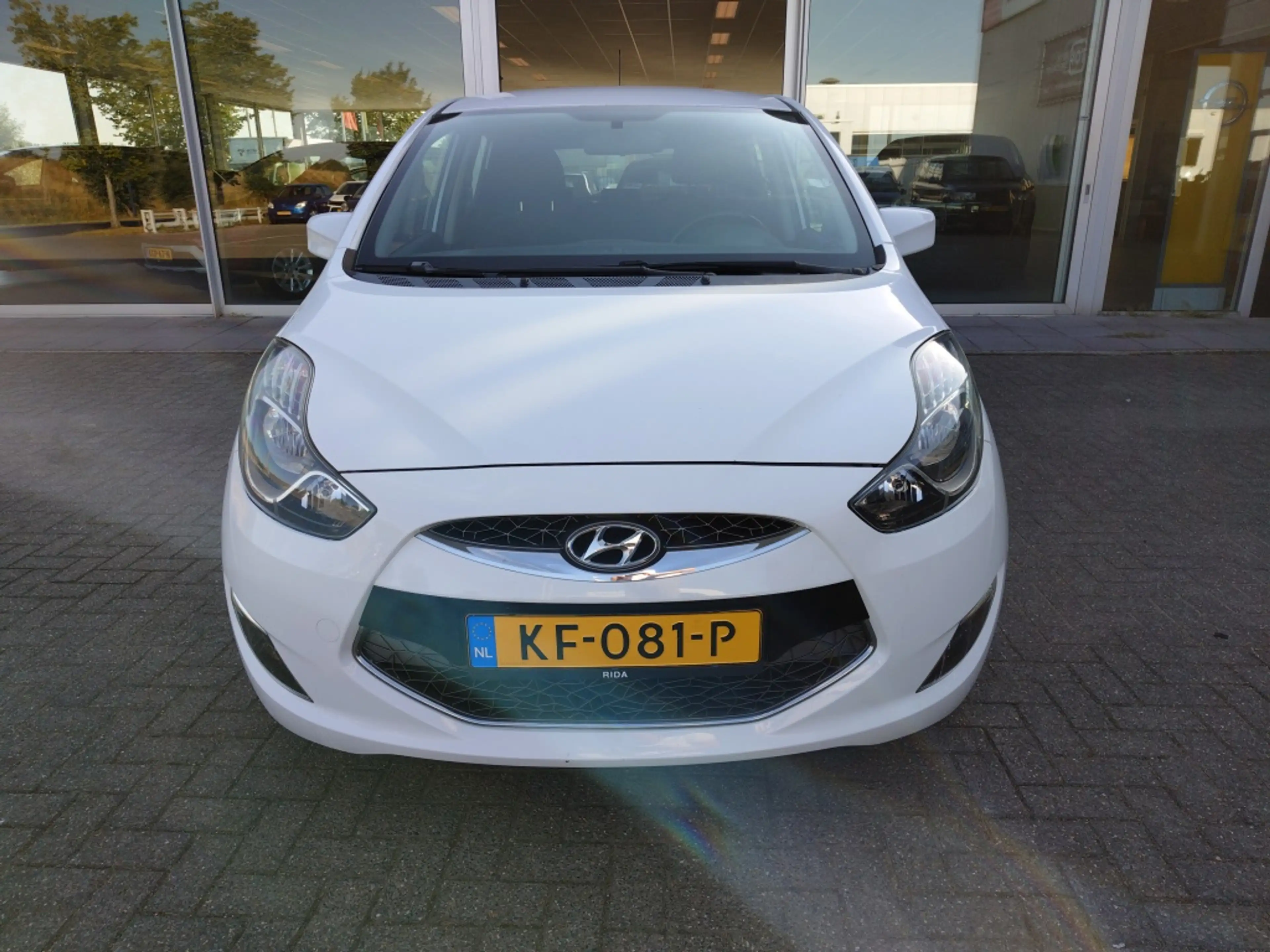 Hyundai iX20 1.6i i-Motion — photo 3