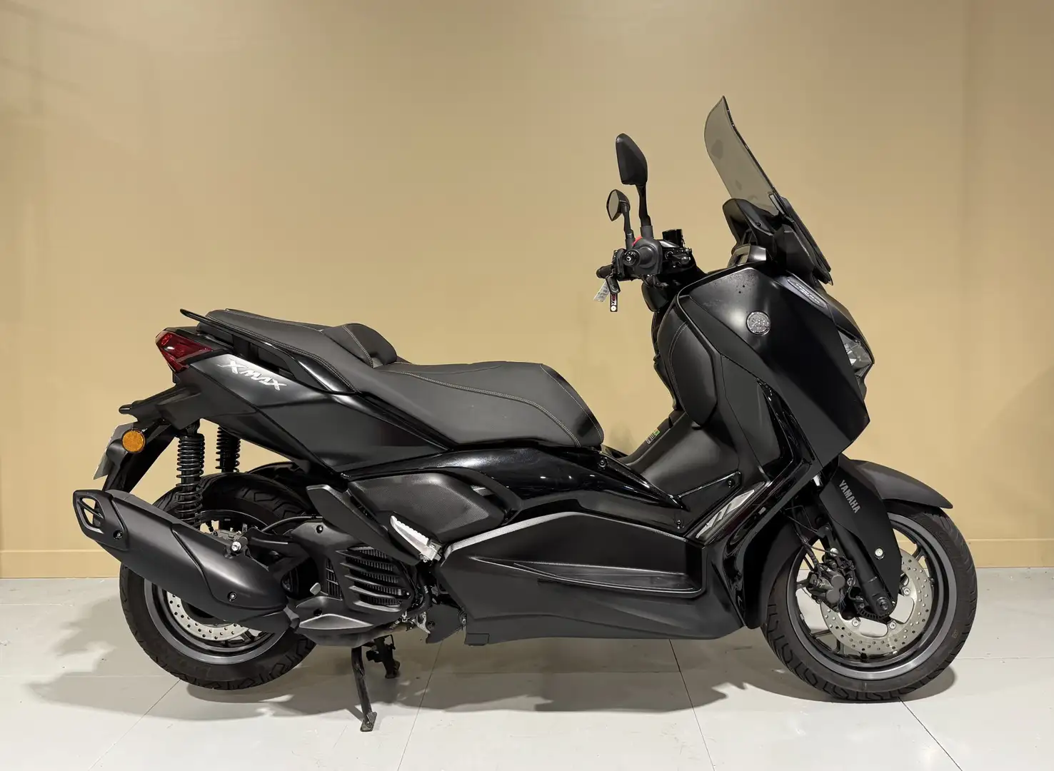 Yamaha X-Max 125 Schwarz - 2