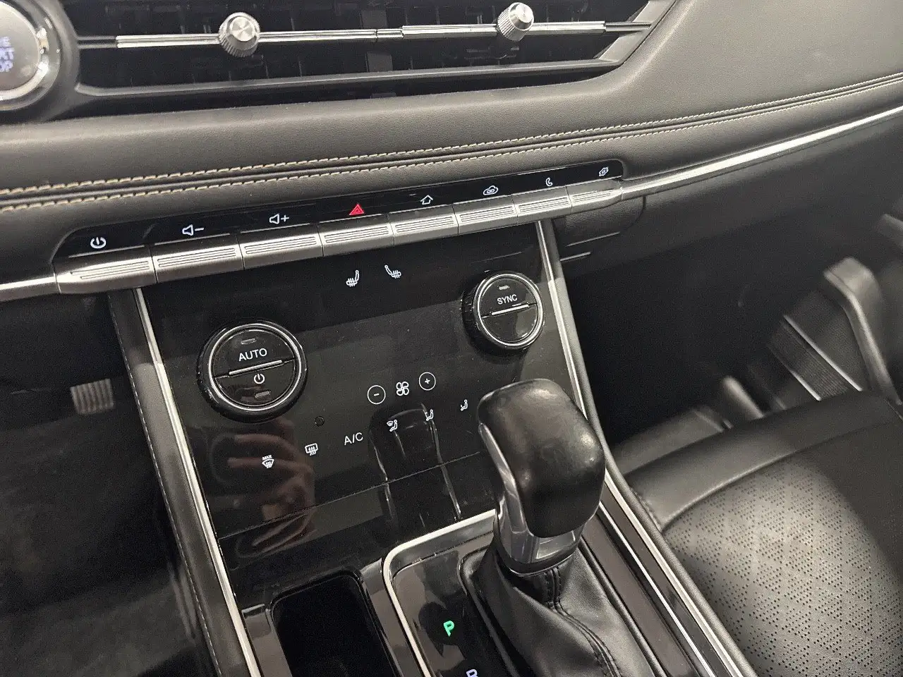DR Automobiles DR7.0 1.5 Turbo GPL DCT 18
