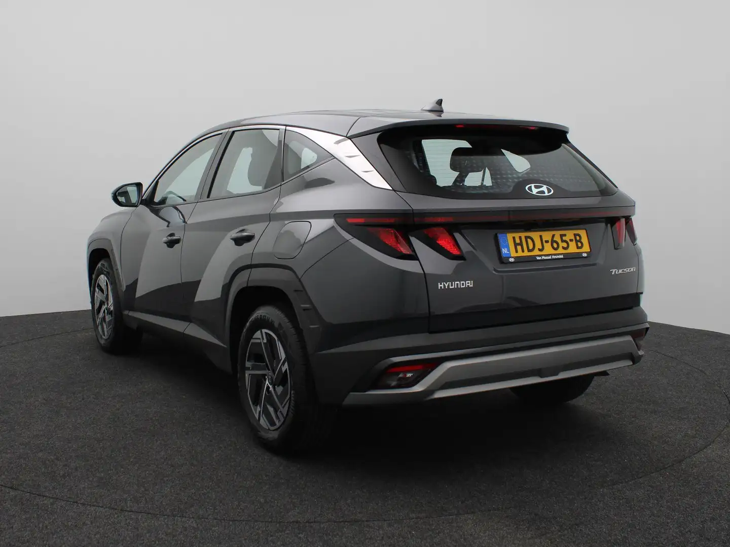 Hyundai TUCSON 1.6 T-GDI MHEV Comfort | Apple Carplay/Android Aut Grijs - 2