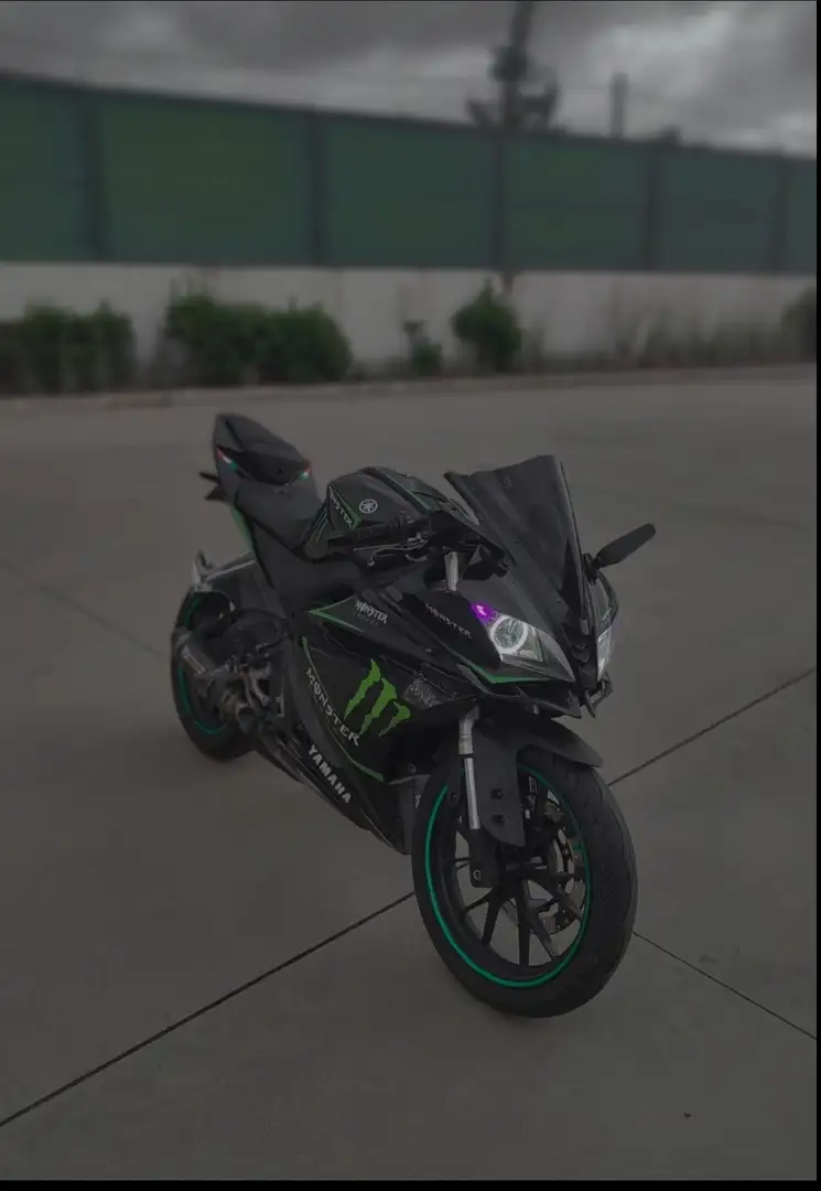 Yamaha YZF-R125 Monster Energy - 1