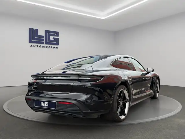 Porsche Taycan view 6
