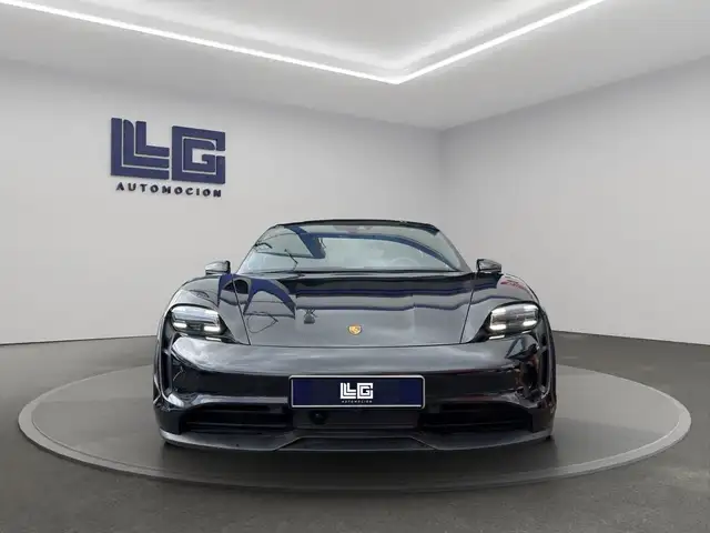 Porsche Taycan view 2