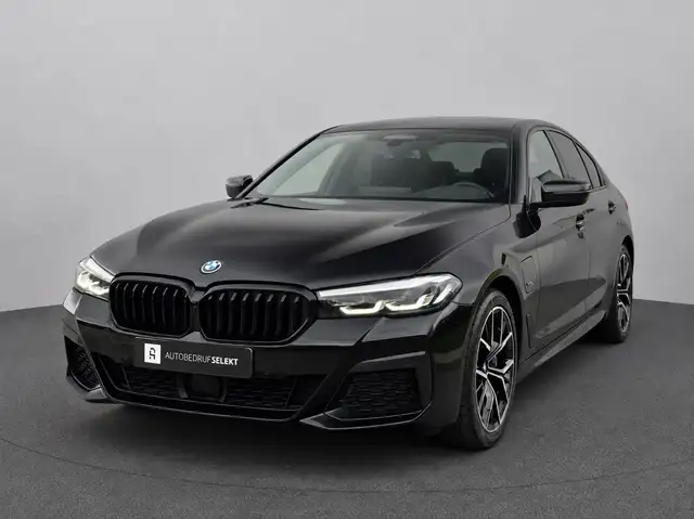 BMW 545 5-serie 545e xDrive M-Sport | Trekhaak | 19 inch |