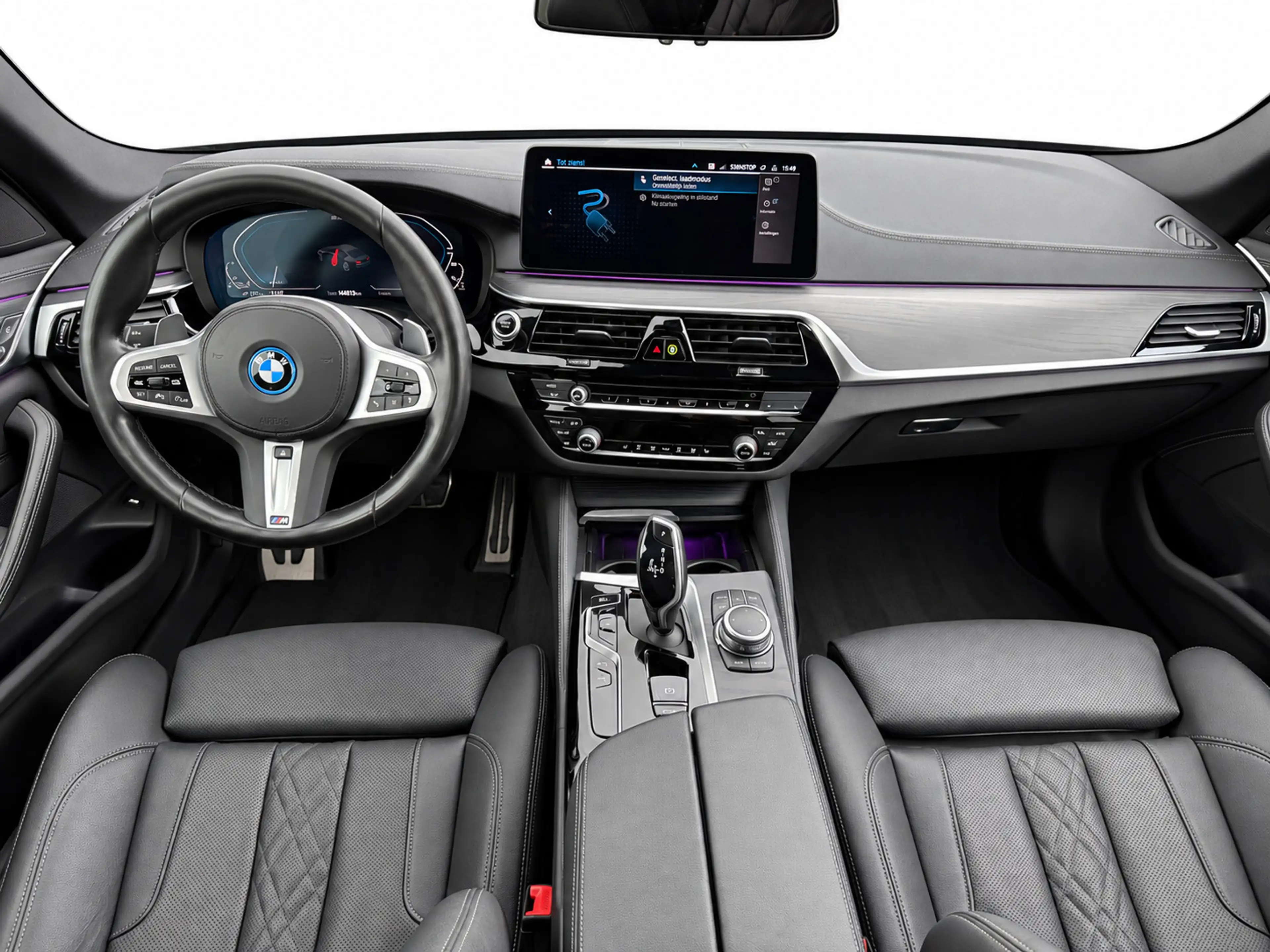 BMW 545 5-serie 545e xDrive M-Sport | Trekhaak | 19 inch | — photo 3