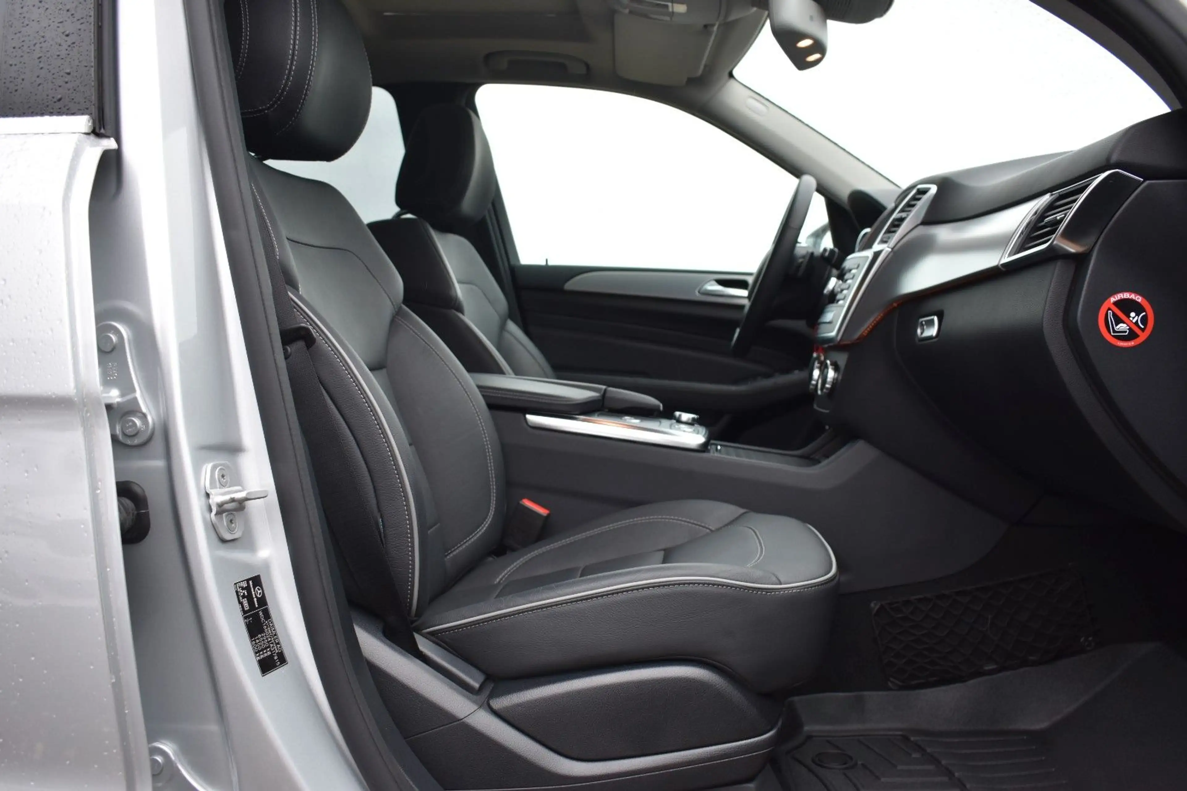 Mercedes-Benz ML 350 CDI BlueTec 4Matic AHK/PANO/DISTRONIC — photo 11