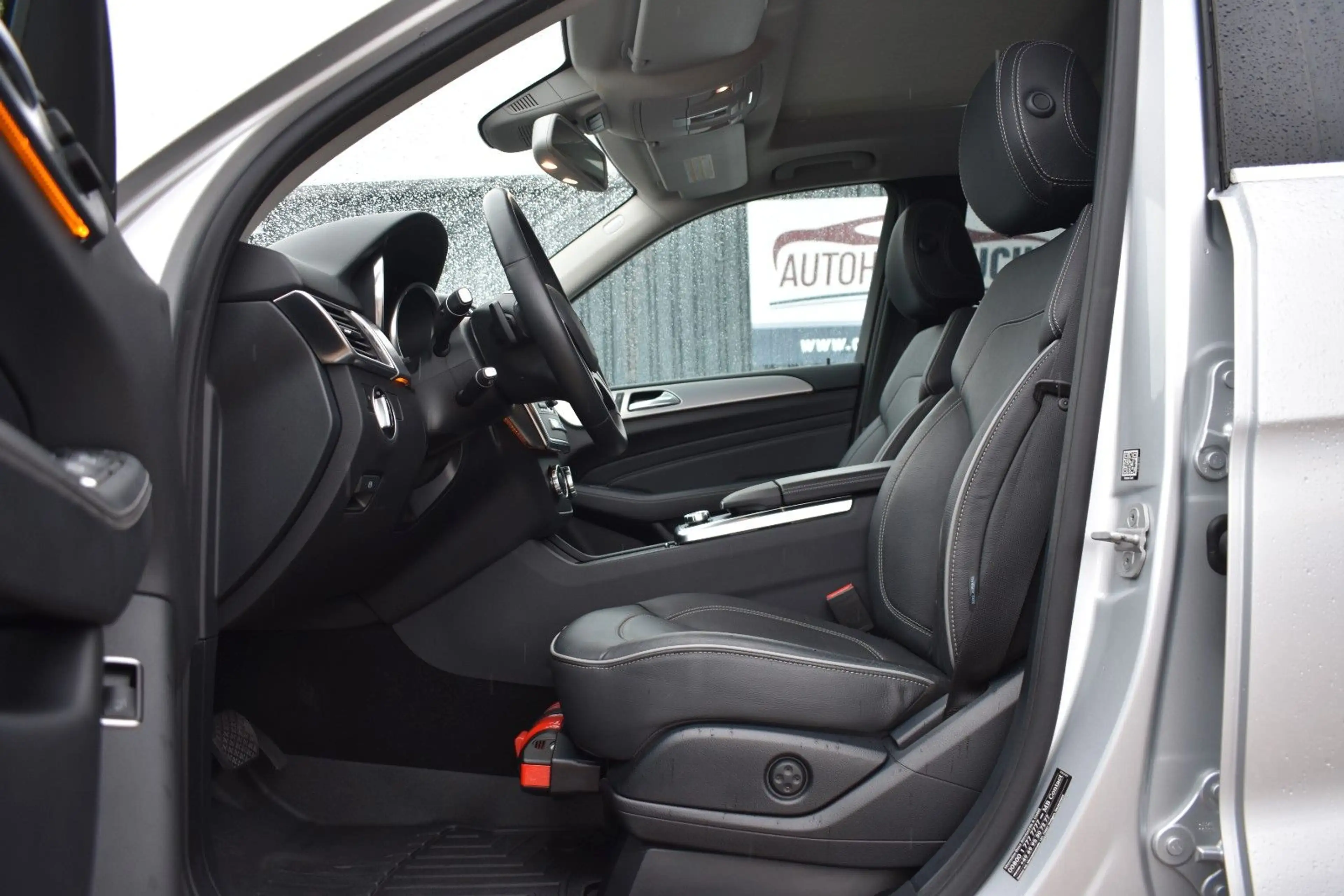 Mercedes-Benz ML 350 CDI BlueTec 4Matic AHK/PANO/DISTRONIC — photo 10