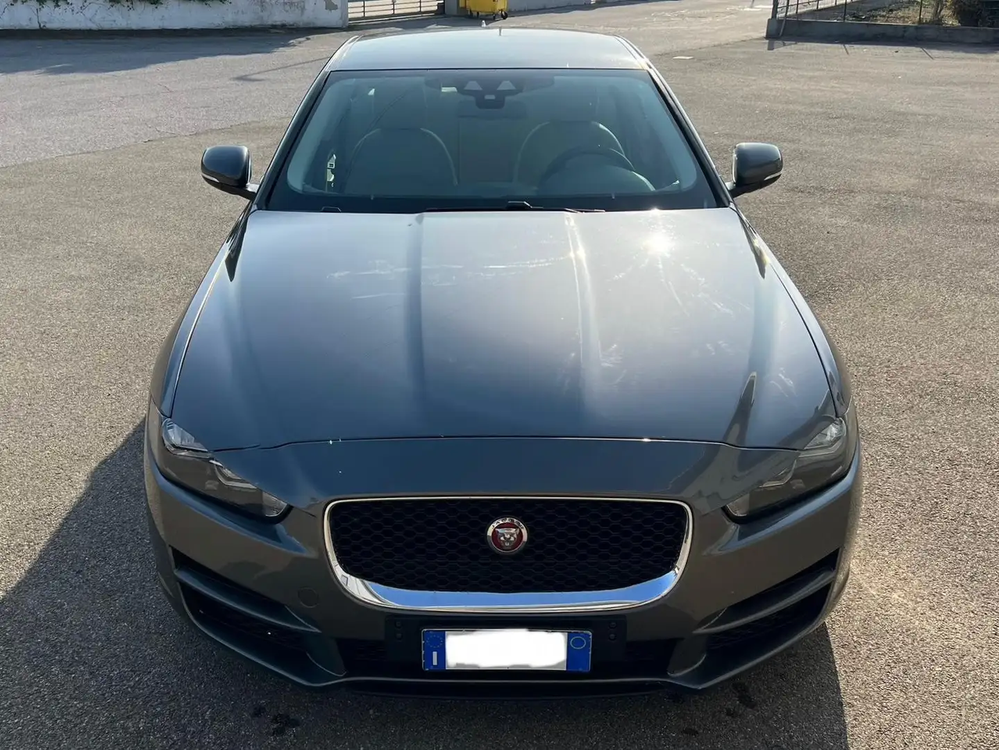 Jaguar XE 2.0d Pure 180cv auto - 2