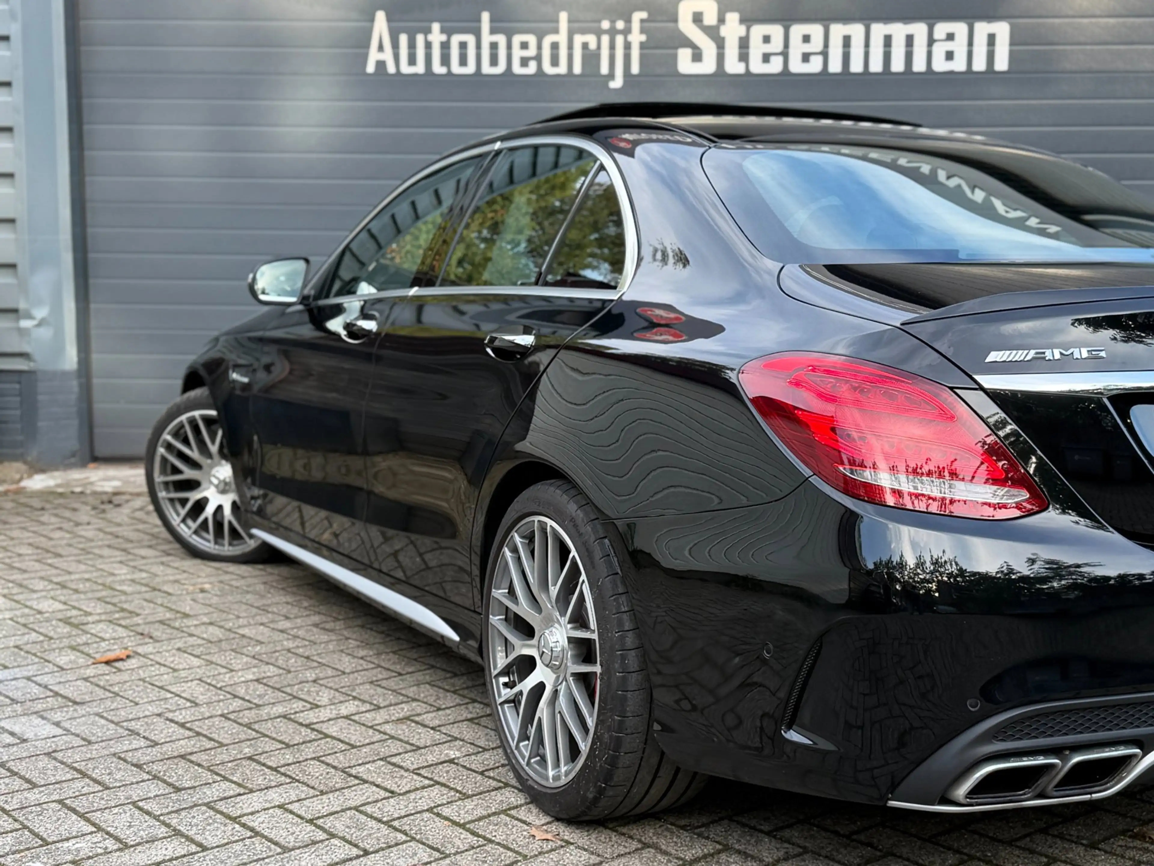 Mercedes-Benz C 63 AMG S | HUD | Pano | Burmester — photo 13