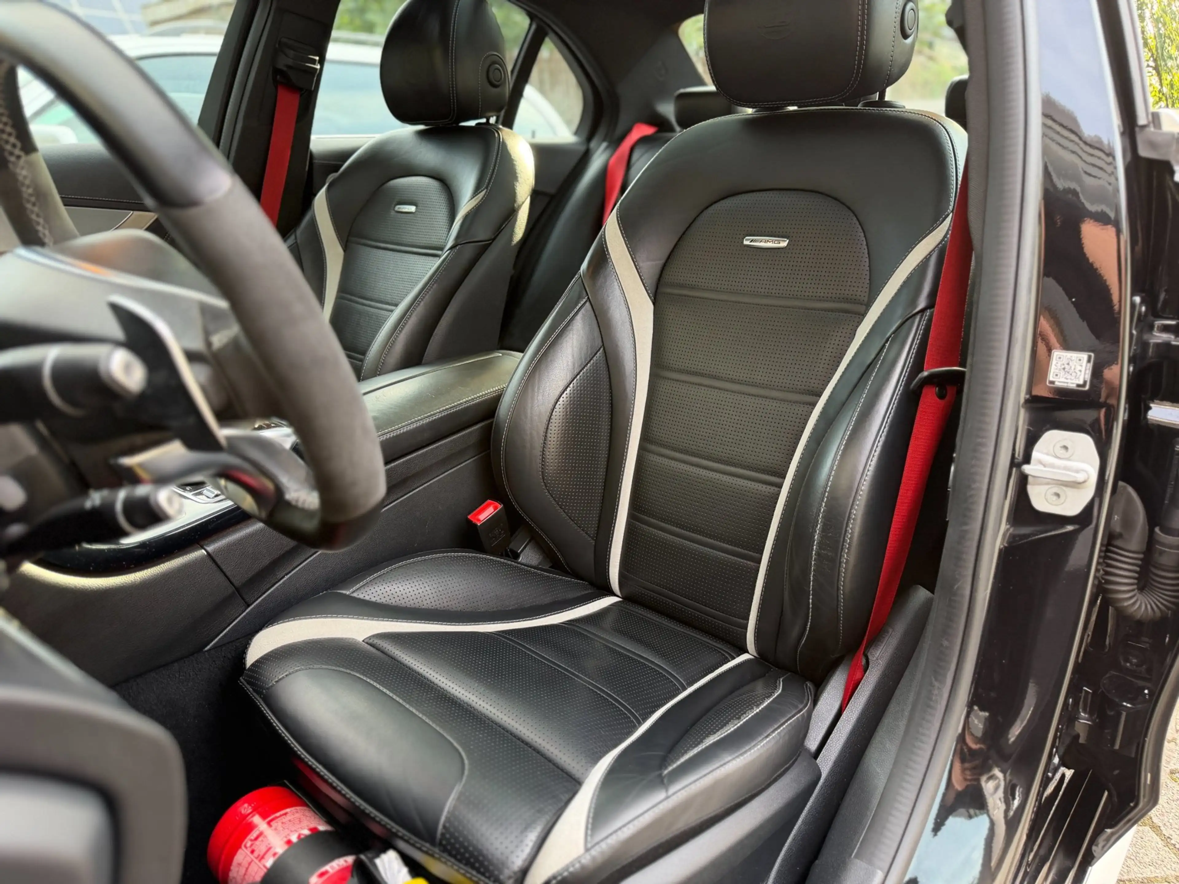 Mercedes-Benz C 63 AMG S | HUD | Pano | Burmester — photo 33