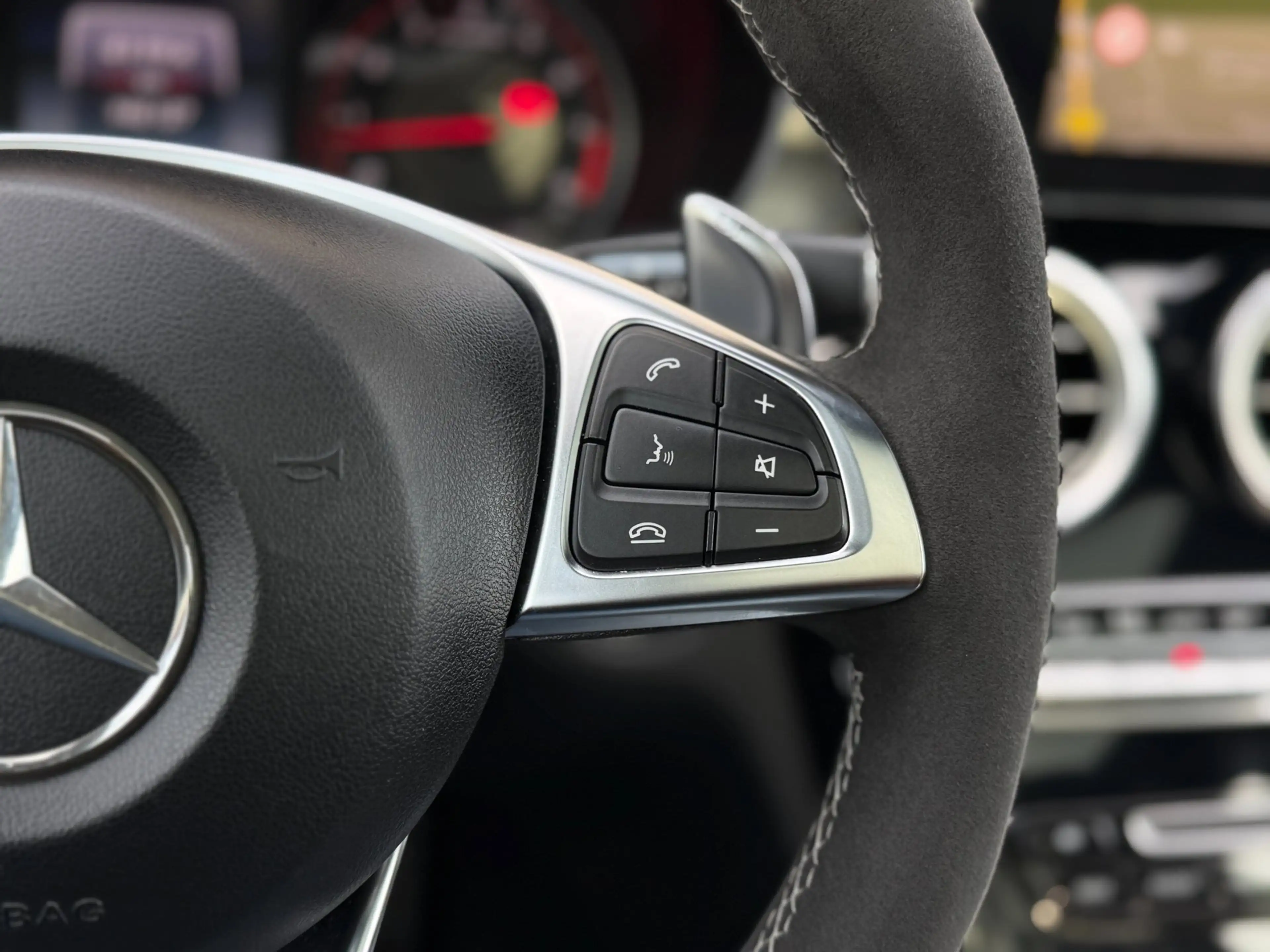 Mercedes-Benz C 63 AMG S | HUD | Pano | Burmester — photo 44