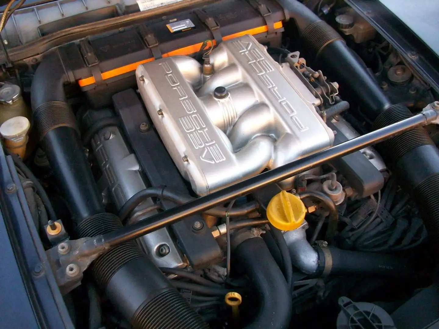 Porsche 928 GTS Scheckheft Blau - 2