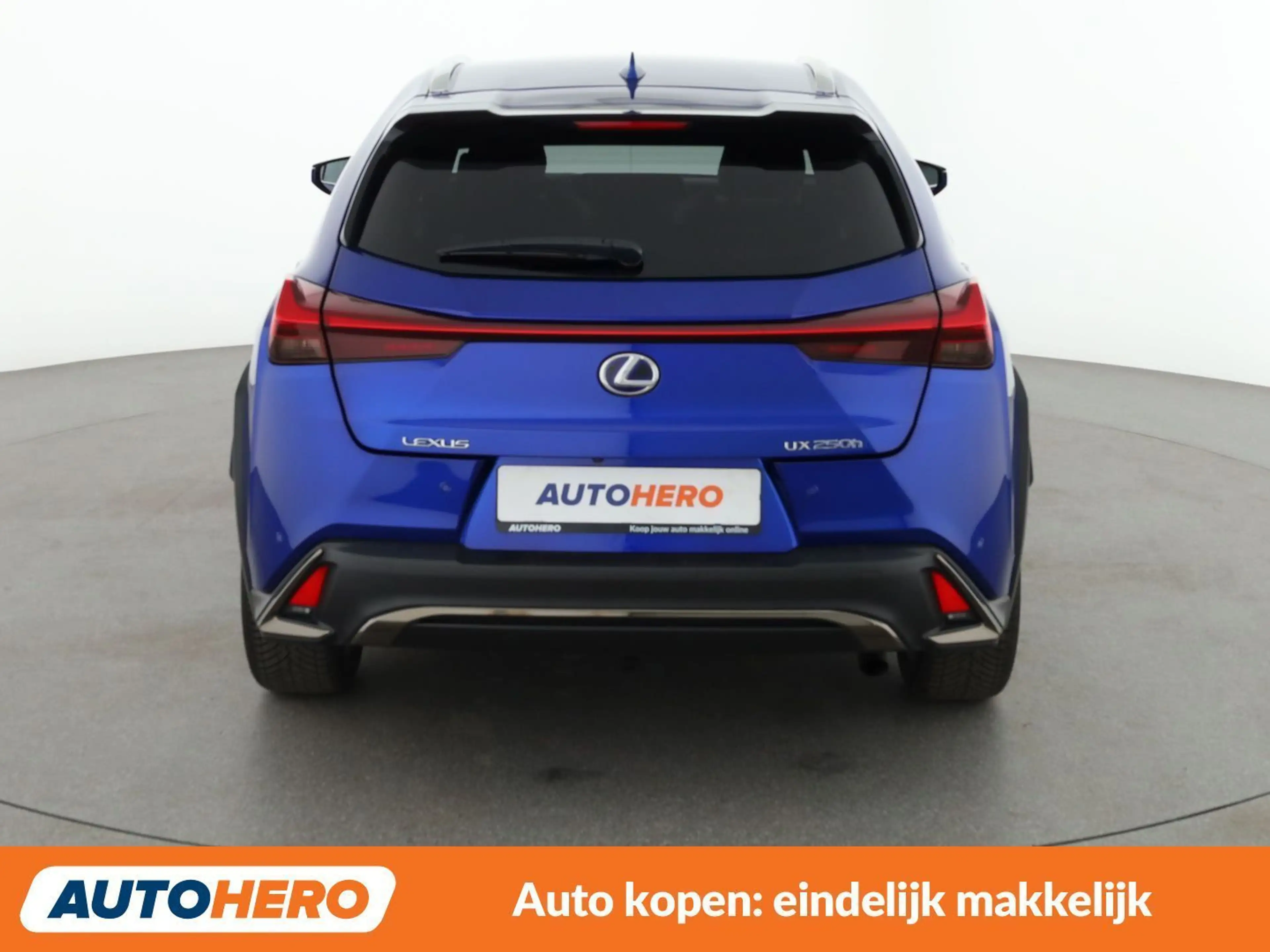 Lexus UX 250h UX 250h F SPORT — photo 5