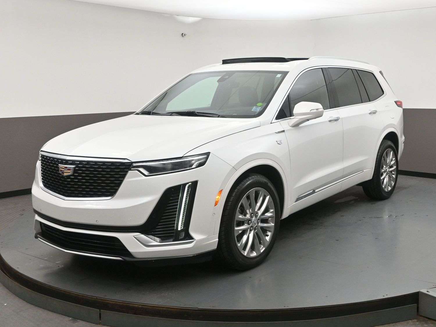 2022 Cadillac XT6
