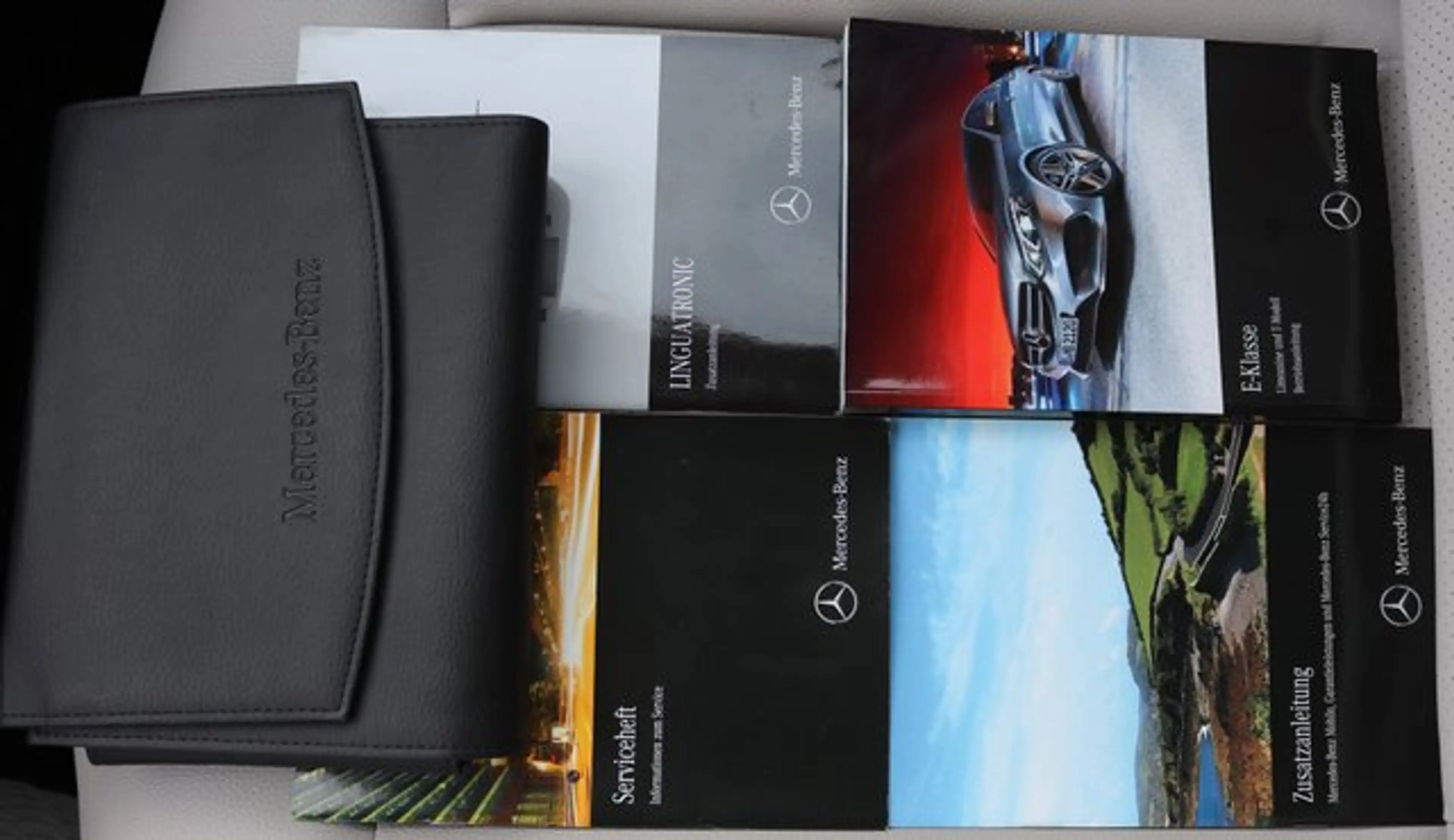 Mercedes-Benz E 250 T AMG ACC*NaviDVD*LED*el.Heck*18"*211Ps* — photo 14