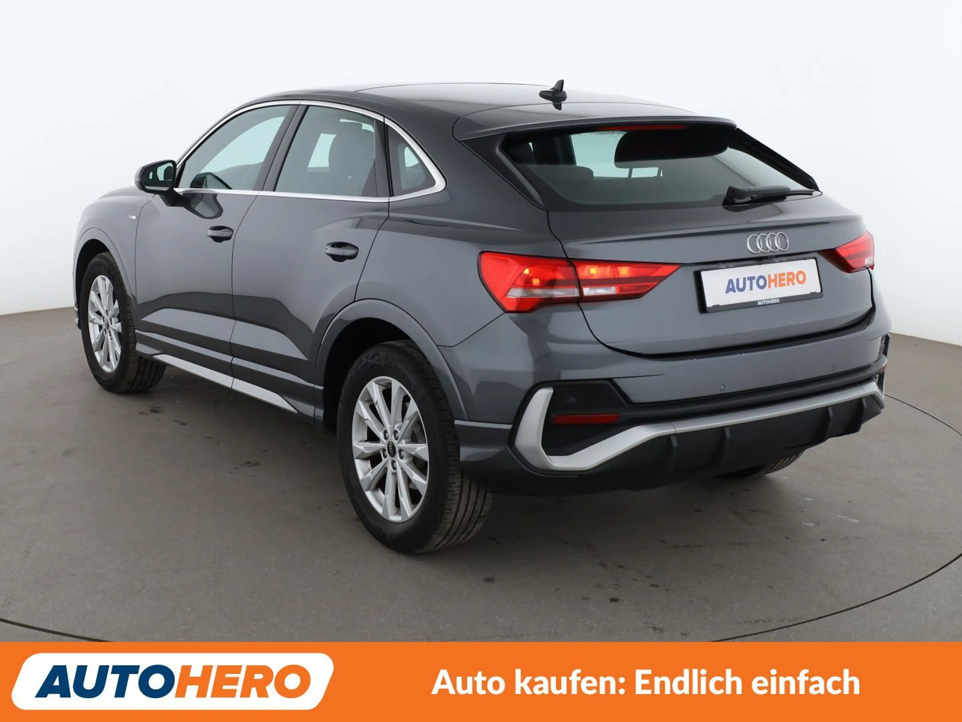 Audi Q3 35 TFSI S line Aut.*NAVI*LED*ACC*CAM*PDC*SHZ* — photo 4