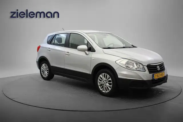 Suzuki SX4 S-Cross 1.6 Comfort - Trekhaak, Stoelverwarming, Airco, Cr