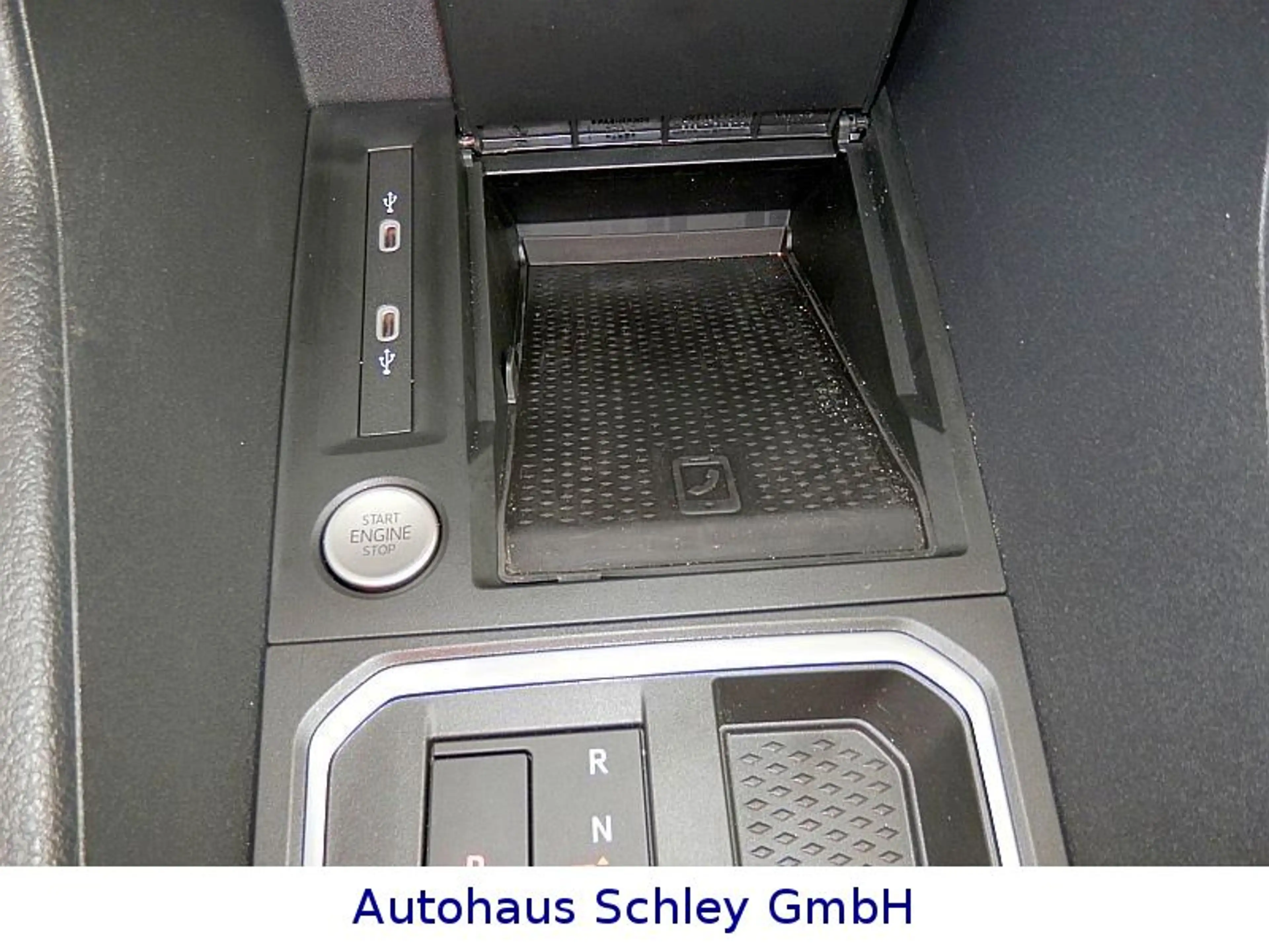 Ford Grand Tourneo Connect PHEV Active*LED*7Sitze*AGR — photo 24