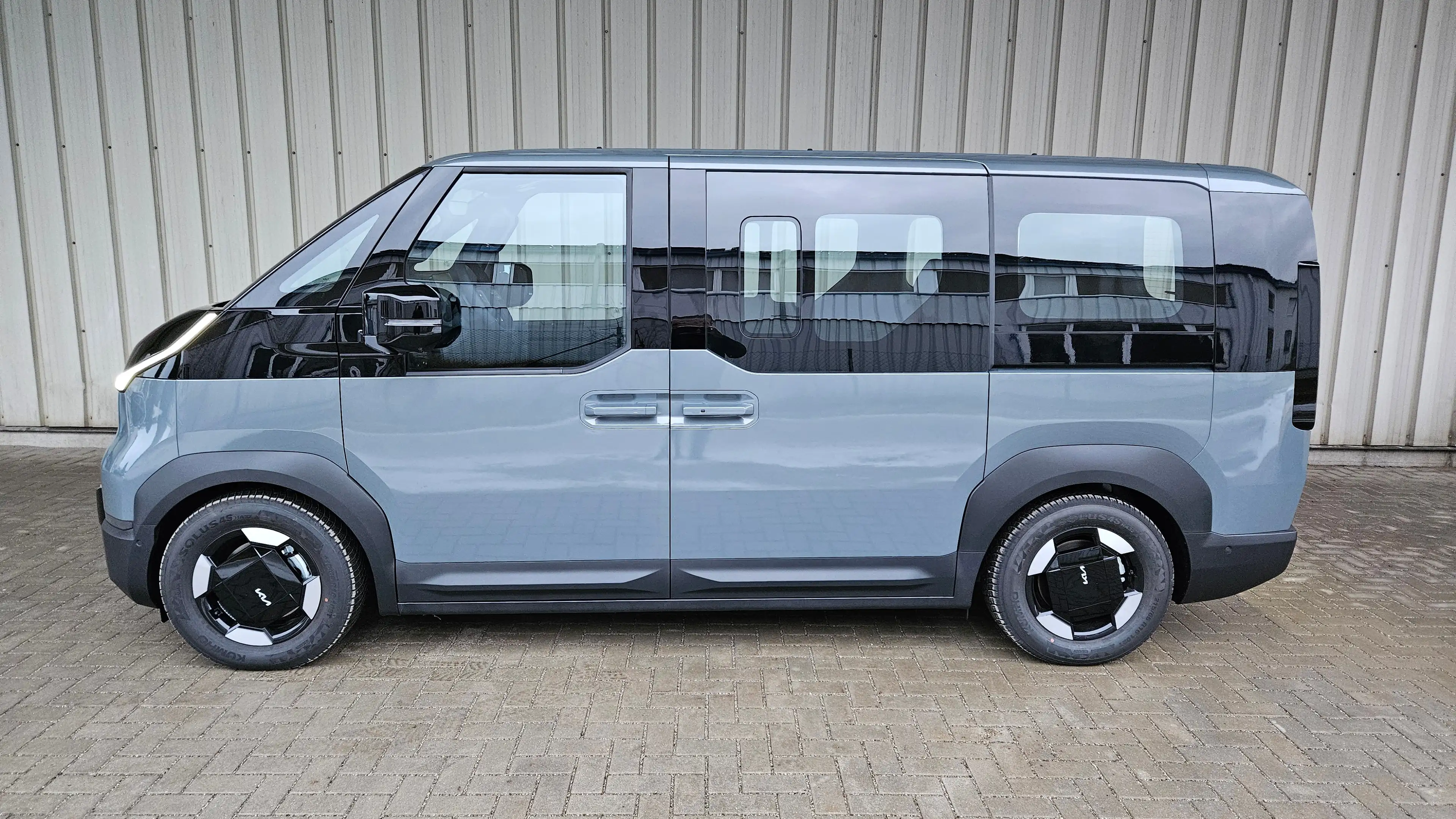 Kia PV5 Passenger PV5 Passenger 2-3-0 71.2 ELITE WP SMP PP SP AW — photo 3